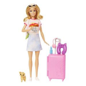 Barbie dreamhouse adventures Reis Barbie pop met camera, hondje en roze reiskoffer
