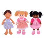 Baby Rose zachte pop van Johntoy in kleurrijke jurken met verschillende kapsels