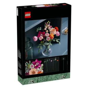 Achterzijde van LEGO Botanical Pretty Pink Flower Bouquet doos met boeket en details