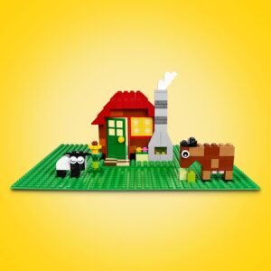 LEGO Classic groene bouwplaat met huis, schaap en paard van steentjes