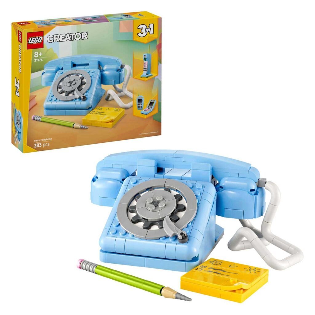 Bouwmodel van LEGO Creator retro telefoon met potlood en notitieblok