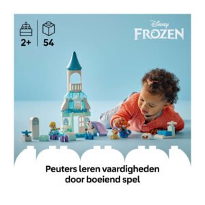 Peuter speelt met Frozen DUPLO kasteel met drie verdiepingen