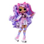 L.O.L. Surprise! OMG core - Ace pop met game-tas, kattenoor-koptelefoon en kniebeschermers