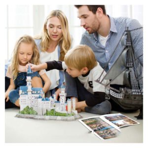 Gezin speelt samen met Neuschwanstein kasteel 3D puzzel van Cubic Fun op de vloer