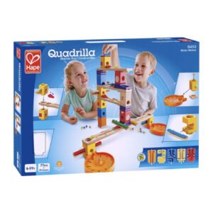 Verpakking van Hape Quadrilla houten knikkerbaan music motion met spelende kinderen