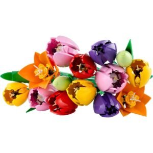 Kleurrijk LEGO tulpenboeket met rode, paarse en gele bloemen op witte achtergrond
