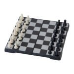 Magnetisch schaakbord met volledig opgestelde zwarte en witte schaakstukken Magnetisch Schaakspel