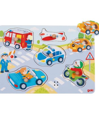Houten knopjespuzzel met voertuigen zoals brandweerwagen, politieauto en vliegtuig voor jonge kinderen Goki Houten Noppenpuzzel Voertuigen met Geluid, 6st.