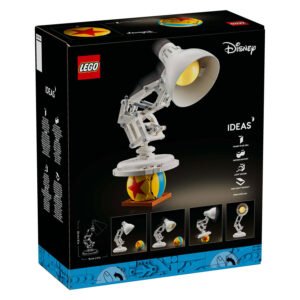 LEGO Ideas Luxo Jr. set met bewegende lamp op Pixar-bal op de verpakking achterkant