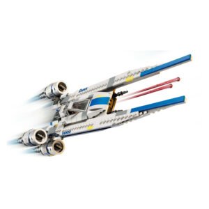 LEGO Star Wars U-Wing straaljager in volle vlucht met rode projectielen