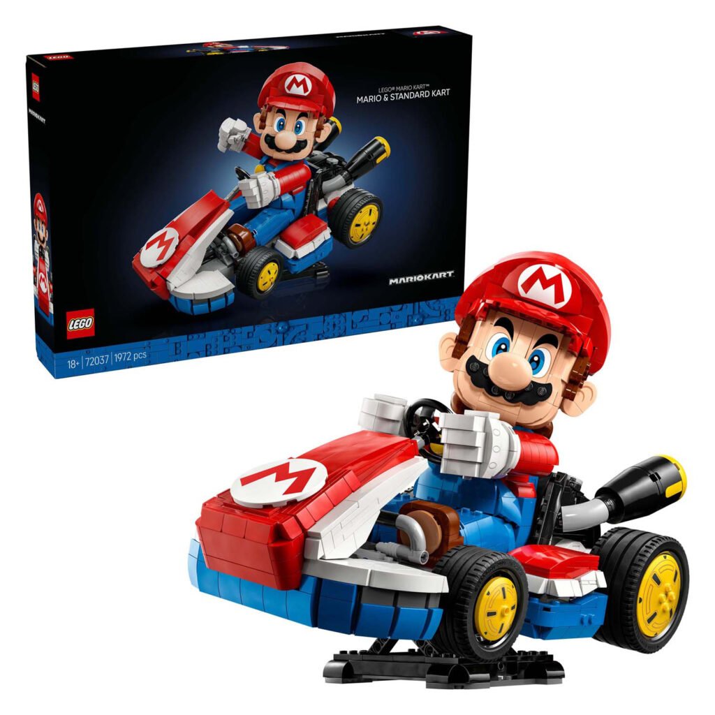 LEGO Super Mario 72037 Mario Kart - Mario en Standaardkart model met doos op witte achtergrond