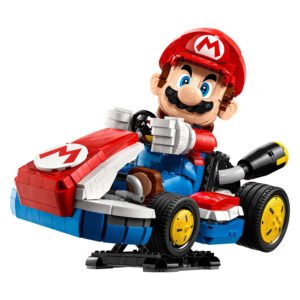 LEGO Super Mario Kart figuur volledig opgebouwd en rijklaar