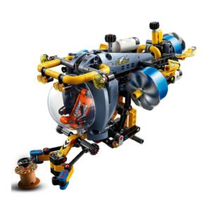 Detailweergave LEGO Technic onderzeeër met cockpit en grijparm