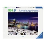 Ravensburger puzzel van Brooklyn Bridge in winter met Manhattan skyline Ravensburger Legpuzzel Winter in New York, 1500st.