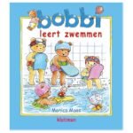 Omslag van het kinderboek 'Bobbi leert zwemmen' met beren in het zwembad Bobbi Leert Zwemmen