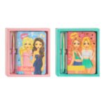Set van twee notitieboeken met pennen en modepoppen, in roze en turquoise cadeauverpakking Besties Notitieboek met Balpen
