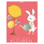 Voorkant van voelboek met konijntje dat citroenboom water geeft Kleuren - Eerste Voelboek
