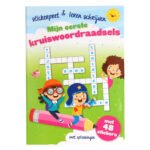 Voorpagina van Mijn Eerste Kruiswoordraadsels puzzelboek voor kinderen met kruiswoordraadsels en stickers