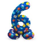 staande folie cijferballon 6 blauw met gekleurde stippen Staande Folieballon Colorful Dots Cijfer 6