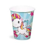 Kleurrijke papieren beker met schattige vliegende eenhoorn en regenboog design Eenhoorn Bekers