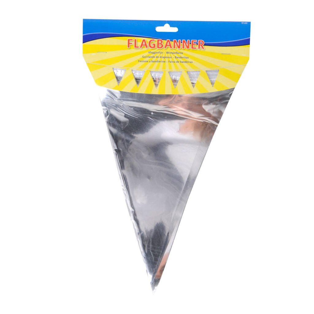 Zilveren vlaggenlijn in verpakking met driehoekige feestvlaggetjes Zilveren Vlaggenlijn 10m