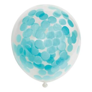 transparante ballon met babyblauwe confetti close up