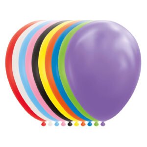 set van tien kleurrijke latex ballonnen op een rij voor feestdecoratie