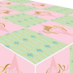Pastel patroon met roze en groene vlakken en gouden bloemmotief in herhalend design Tafelkleed Princess Party