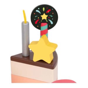Houten chocoladetaart speelgoed met ster en kaars decoratie