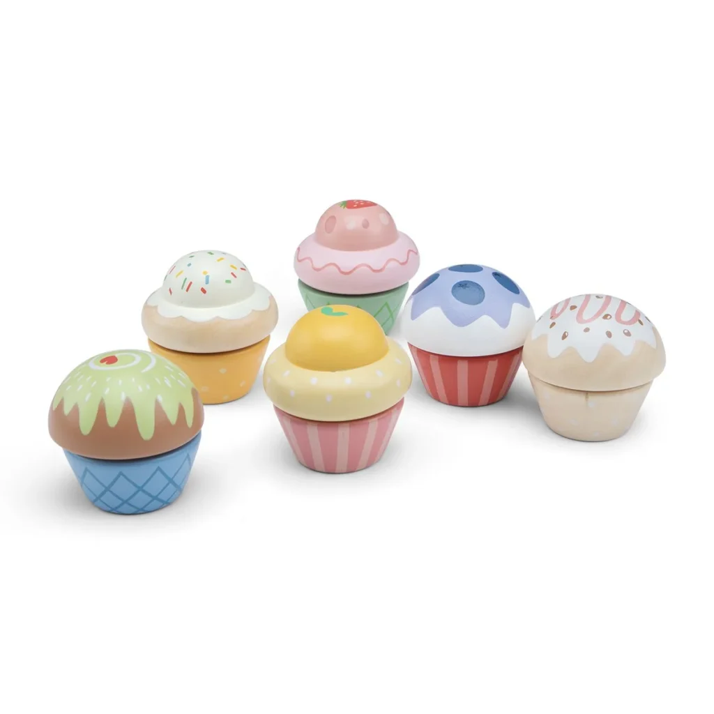 Woet Houten Cupcakes Set voor kinderen met kleurrijke glazuur toppings