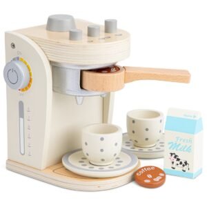 Woet houten koffiezetter wit met melk en koffiekopjes