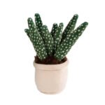 Groene cactus met witte stippen in beige bloempot Take Me Home Knuffel Plant - Aloe Vera 12-17cm