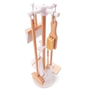 Houten schoonmaakset voor kinderen met standaard en schoonmaaktools