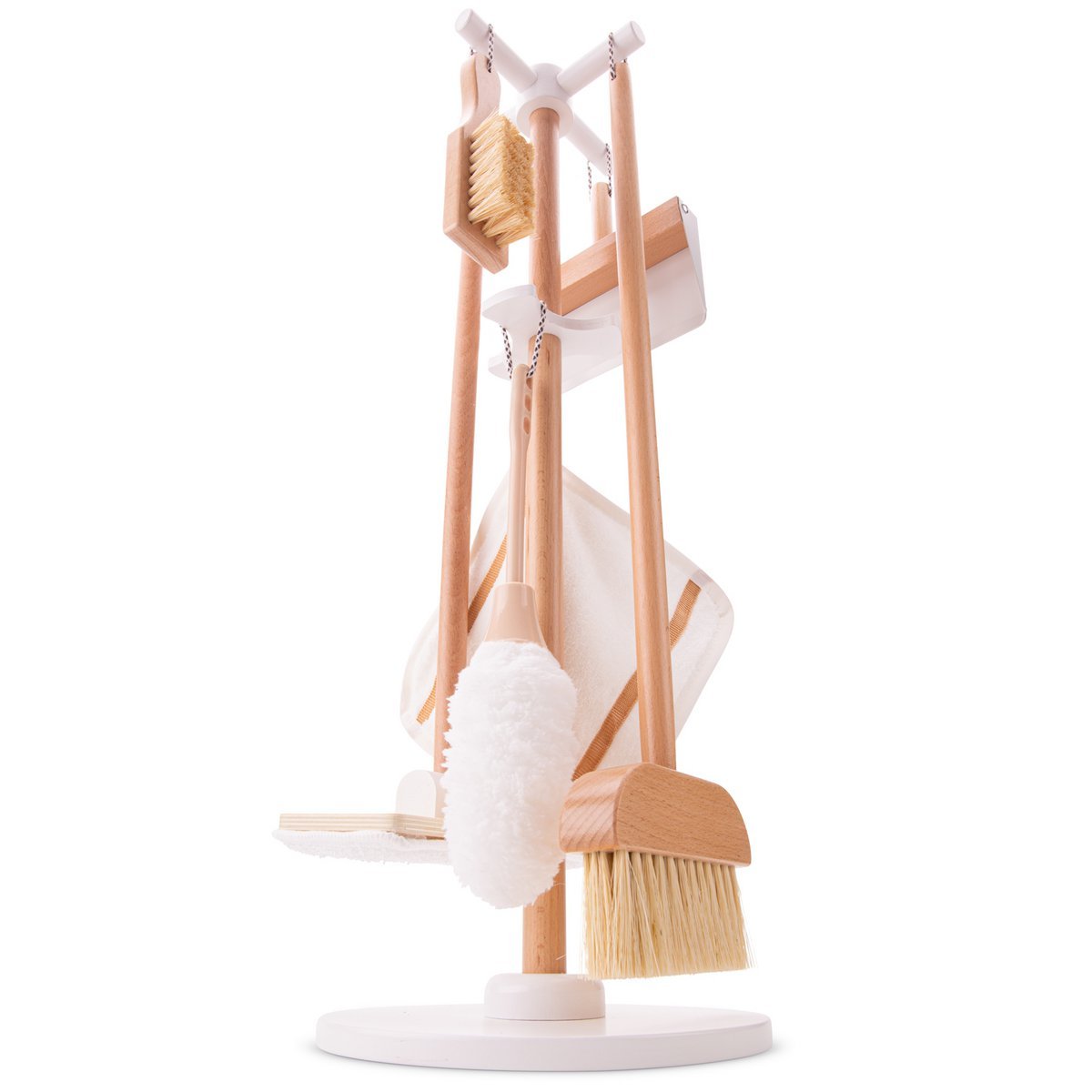 houten-schoonmaakset-kinderspeelgoed-detail-borstel-mop Detail van de Woet houten schoonmaakset met standaard speelgoed met borstel en mop