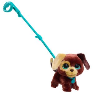 Interactieve puppy met blauwe riem klaar om te wandelen