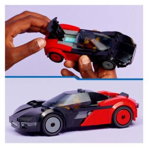 LEGO City EV Supercar 60486 met open laadklep en zijaanzicht