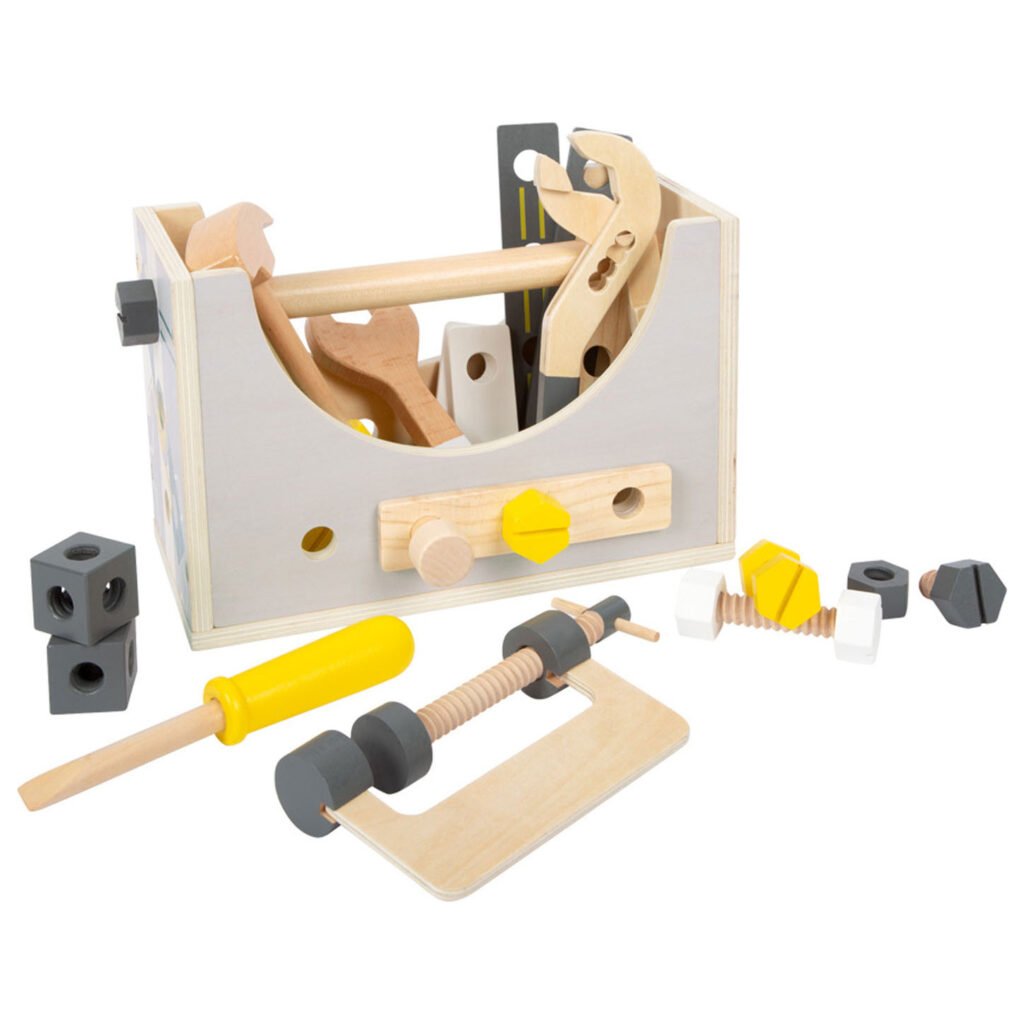 Houten kinderwerkbank gevuld met speelgoedgereedschap en bouwonderdelen Small Foot Houten Werkbank en Gereedschapskist 2in1