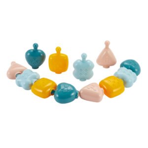 Uitgespreide peuter bouwblokken set in pastel en felle kleuren met verschillende vormen