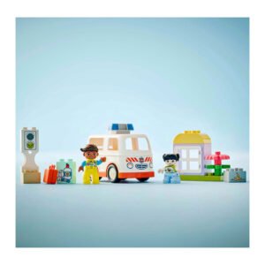 LEGO DUPLO ambulance met chauffeur, meisje, huis en verkeerslicht