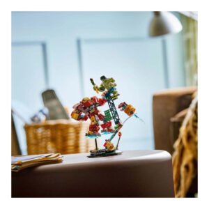 LEGO Marvel Hulkbuster vs Hulk displaymodel op tafel