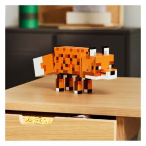 LEGO Minecraft De Vos bouwmodel op houten tafel