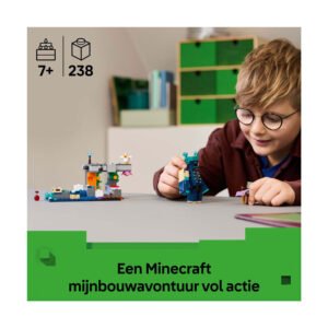 Kind speelt met LEGO Minecraft De Ontmoeting met de Opzichter