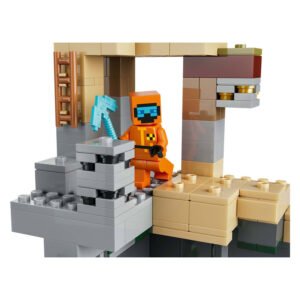 Minecraft ontdekkingsreiziger met gereedschap in LEGO Zombiekerker
