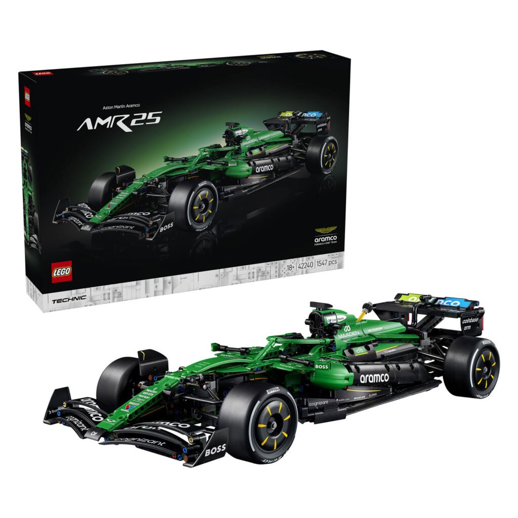 LEGO Technic 42240 Aston Martin Aramco AMR25 F1 Auto model met verpakking