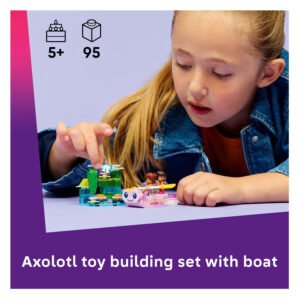Kind speelt met LEGO Friends Axolotl boot bouwset voor kinderen