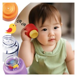 Baby ontdekt geluid met Quercetti Momy Soft blok